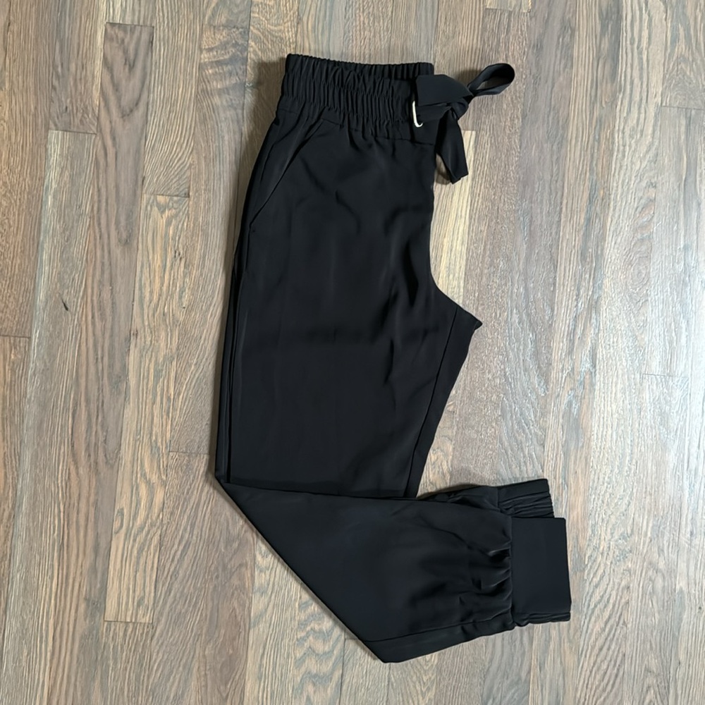 Dynamite size P/S black jogger pants